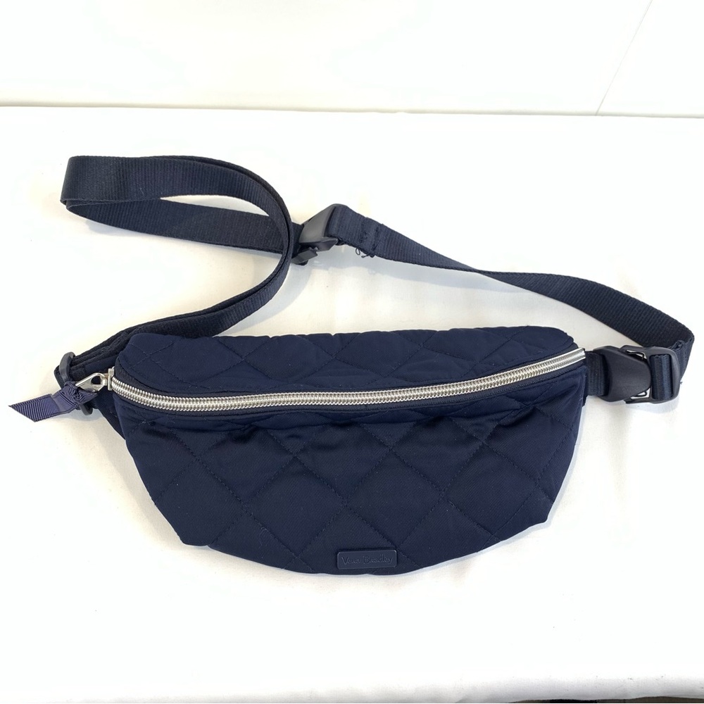 Vera Bradley Quilted Navy Blue Belt Bag RFID Travel Fanny Pack Floral Lining